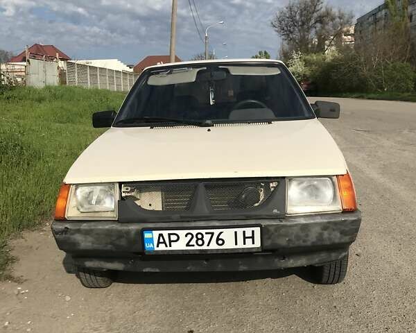 Бежевий ЗАЗ 1102 Таврія, об'ємом двигуна 1.1 л та пробігом 133 тис. км за 1000 $, фото 1 на Automoto.ua