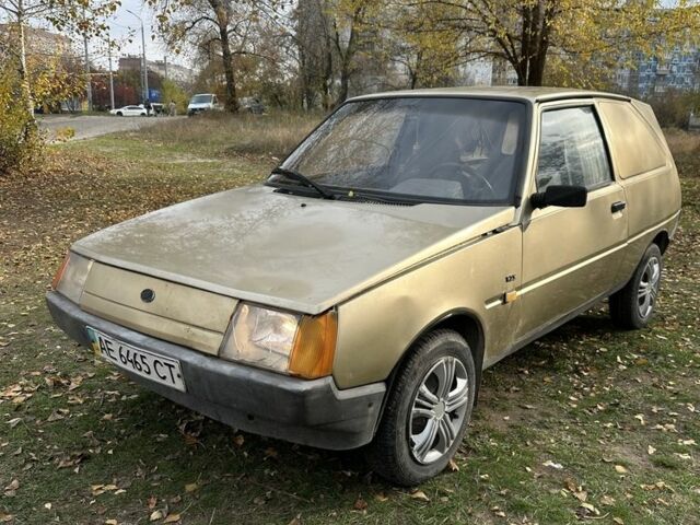 Бежевый ЗАЗ 1102 Таврия, объемом двигателя 1.2 л и пробегом 150 тыс. км за 596 $, фото 1 на Automoto.ua