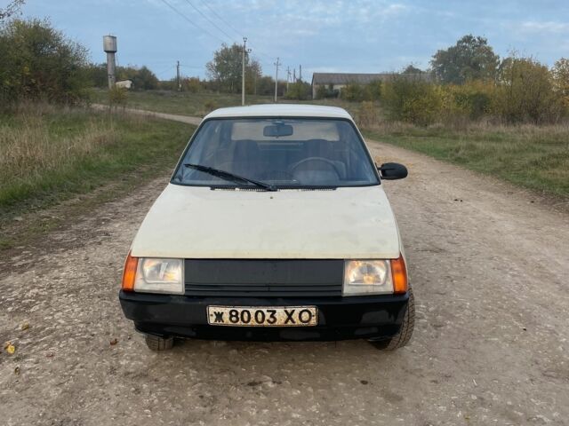 Бежевый ЗАЗ 1102 Таврия, объемом двигателя 1.2 л и пробегом 80 тыс. км за 589 $, фото 1 на Automoto.ua