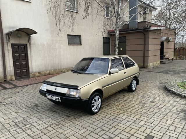 Бежевый ЗАЗ 1102 Таврия, объемом двигателя 1.3 л и пробегом 1000 тыс. км за 461 $, фото 1 на Automoto.ua