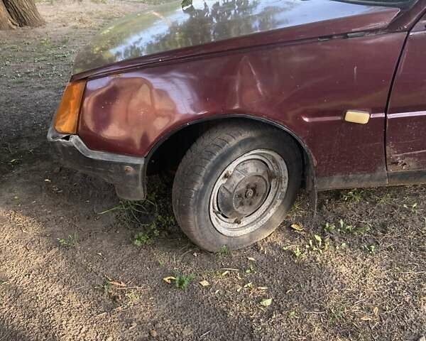 Красный ЗАЗ 1102 Таврия, объемом двигателя 1.1 л и пробегом 50 тыс. км за 356 $, фото 1 на Automoto.ua