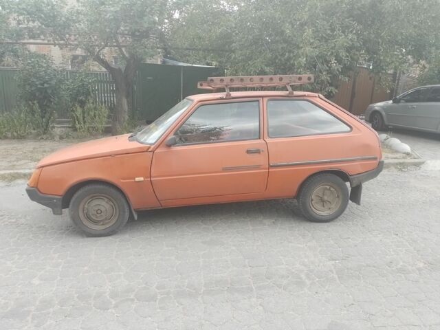 Красный ЗАЗ 1102 Таврия, объемом двигателя 1.2 л и пробегом 180 тыс. км за 340 $, фото 1 на Automoto.ua