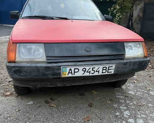 Красный ЗАЗ 1102 Таврия, объемом двигателя 1.1 л и пробегом 100 тыс. км за 499 $, фото 1 на Automoto.ua
