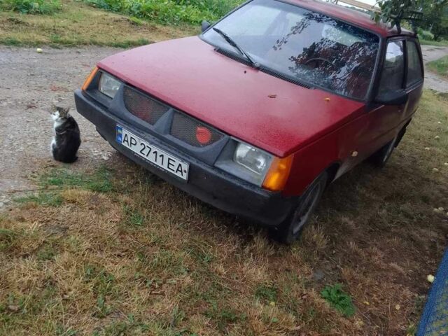 Красный ЗАЗ 1102 Таврия, объемом двигателя 1.1 л и пробегом 120 тыс. км за 331 $, фото 1 на Automoto.ua
