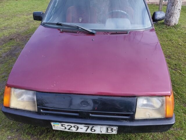 Красный ЗАЗ 1102 Таврия, объемом двигателя 0 л и пробегом 160 тыс. км за 375 $, фото 1 на Automoto.ua