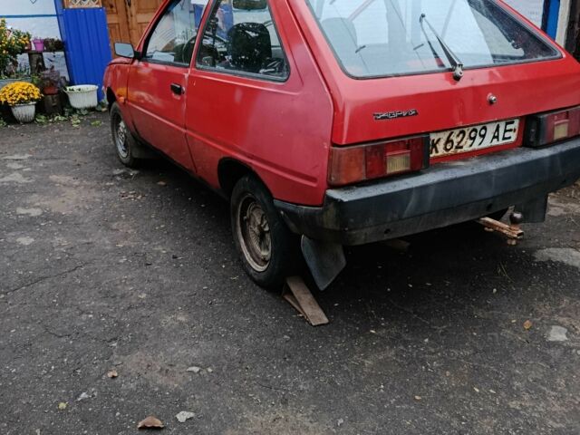 Красный ЗАЗ 1102 Таврия, объемом двигателя 0 л и пробегом 152 тыс. км за 550 $, фото 1 на Automoto.ua