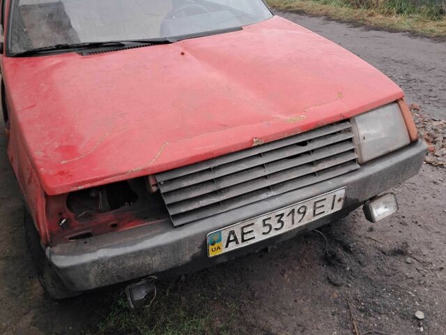 Червоний ЗАЗ 1102 Таврія, об'ємом двигуна 0 л та пробігом 999 тис. км за 100 $, фото 1 на Automoto.ua