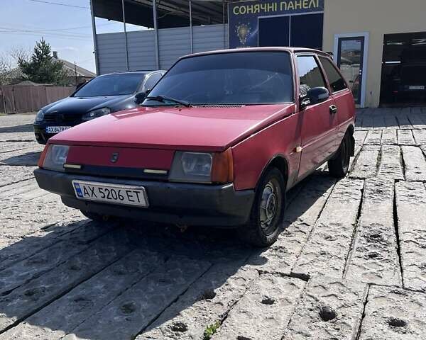 Красный ЗАЗ 1102 Таврия, объемом двигателя 1.1 л и пробегом 229 тыс. км за 662 $, фото 1 на Automoto.ua