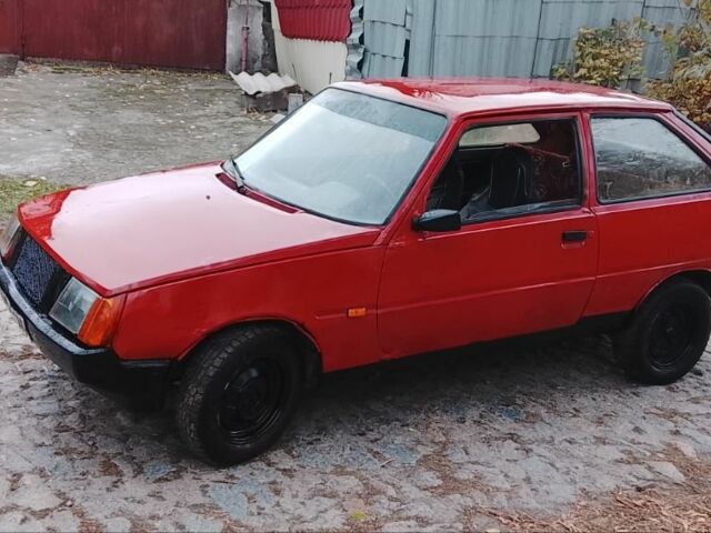 ЗАЗ 1102 Таврия 1993 в Днепре (Днепропетровске) на Automoto.ua Красный ЗАЗ 1102 Таврия, объемом двигателя 0 л и пробегом 200 тыс. км за 357 $, фото 1 на Automoto.ua