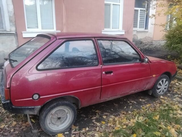 Красный ЗАЗ 1102 Таврия, объемом двигателя 1.2 л и пробегом 150 тыс. км за 476 $, фото 1 на Automoto.ua