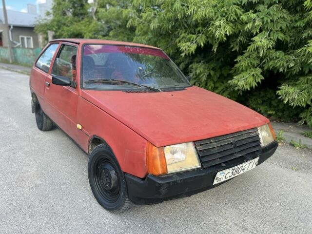 Красный ЗАЗ 1102 Таврия, объемом двигателя 1.1 л и пробегом 64 тыс. км за 320 $, фото 1 на Automoto.ua