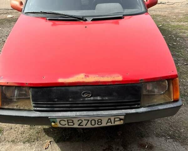 Красный ЗАЗ 1102 Таврия, объемом двигателя 1.1 л и пробегом 182 тыс. км за 341 $, фото 1 на Automoto.ua