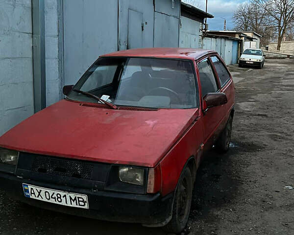 Красный ЗАЗ 1102 Таврия, объемом двигателя 1.1 л и пробегом 200 тыс. км за 313 $, фото 1 на Automoto.ua