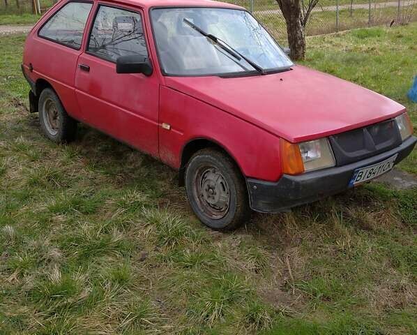 Красный ЗАЗ 1102 Таврия, объемом двигателя 1.1 л и пробегом 182 тыс. км за 700 $, фото 1 на Automoto.ua