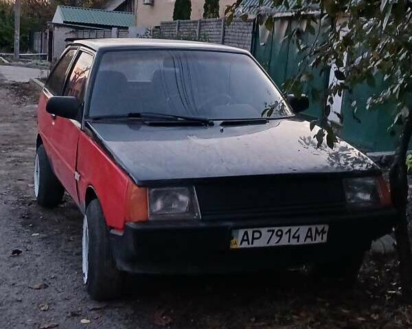 Красный ЗАЗ 1102 Таврия, объемом двигателя 1.1 л и пробегом 122 тыс. км за 550 $, фото 1 на Automoto.ua