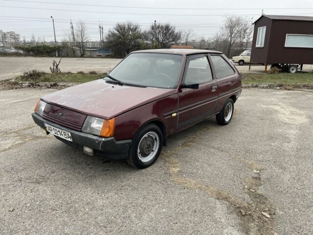 Красный ЗАЗ 1102 Таврия, объемом двигателя 0 л и пробегом 200 тыс. км за 366 $, фото 1 на Automoto.ua