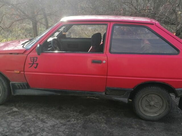 Красный ЗАЗ 1102 Таврия, объемом двигателя 1.1 л и пробегом 100 тыс. км за 286 $, фото 1 на Automoto.ua