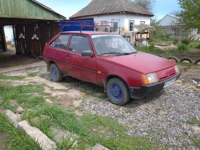 Червоний ЗАЗ 1102 Таврія, об'ємом двигуна 1.2 л та пробігом 144 тис. км за 242 $, фото 1 на Automoto.ua