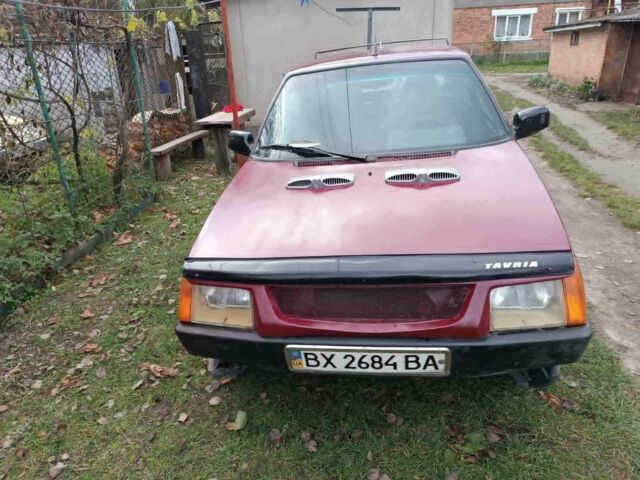 Красный ЗАЗ 1102 Таврия, объемом двигателя 1.2 л и пробегом 2 тыс. км за 714 $, фото 1 на Automoto.ua