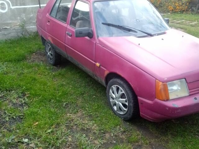 Червоний ЗАЗ 1102 Таврія, об'ємом двигуна 10 л та пробігом 1000 тис. км за 382 $, фото 1 на Automoto.ua