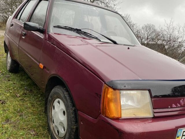 Червоний ЗАЗ 1102 Таврія, об'ємом двигуна 1.2 л та пробігом 1 тис. км за 800 $, фото 1 на Automoto.ua