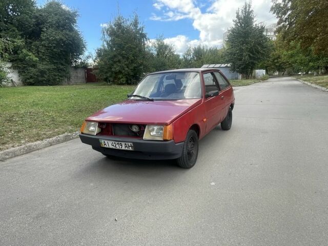 Красный ЗАЗ 1102 Таврия, объемом двигателя 1.1 л и пробегом 150 тыс. км за 350 $, фото 1 на Automoto.ua