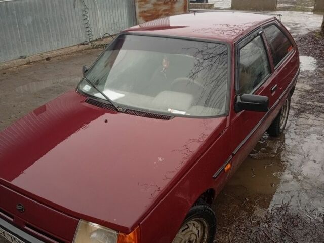 Красный ЗАЗ 1102 Таврия, объемом двигателя 1.2 л и пробегом 88 тыс. км за 750 $, фото 1 на Automoto.ua