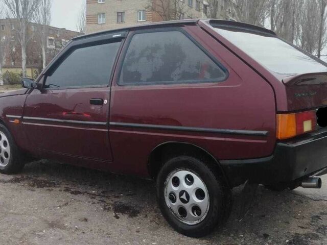 Красный ЗАЗ 1102 Таврия, объемом двигателя 1.2 л и пробегом 150 тыс. км за 1800 $, фото 1 на Automoto.ua