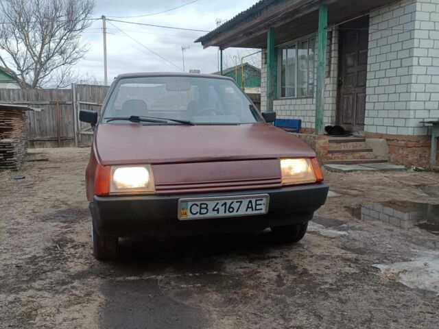 Красный ЗАЗ 1102 Таврия, объемом двигателя 1.2 л и пробегом 80 тыс. км за 950 $, фото 1 на Automoto.ua