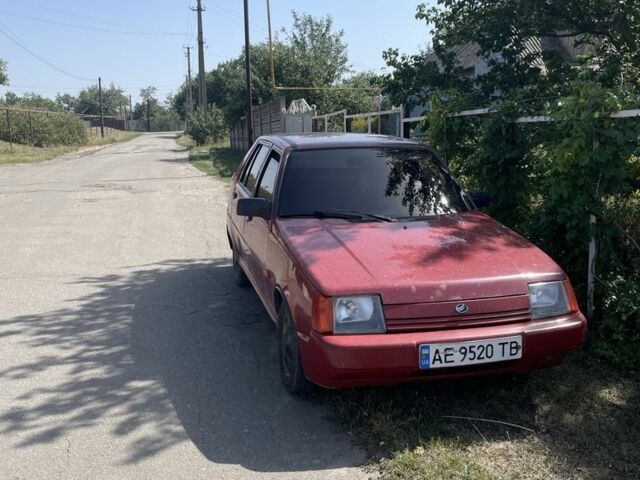 Красный ЗАЗ 1102 Таврия, объемом двигателя 1.3 л и пробегом 110 тыс. км за 846 $, фото 1 на Automoto.ua