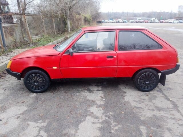 Червоний ЗАЗ 1102 Таврія, об'ємом двигуна 1 л та пробігом 1000 тис. км за 475 $, фото 1 на Automoto.ua