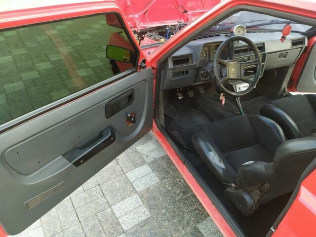 Красный ЗАЗ 1102 Таврия, объемом двигателя 1.5 л и пробегом 100 тыс. км за 1100 $, фото 1 на Automoto.ua