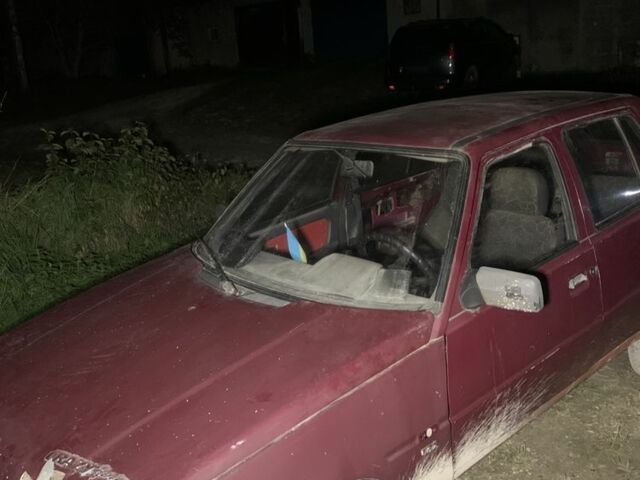 Красный ЗАЗ 1102 Таврия, объемом двигателя 0 л и пробегом 200 тыс. км за 143 $, фото 1 на Automoto.ua