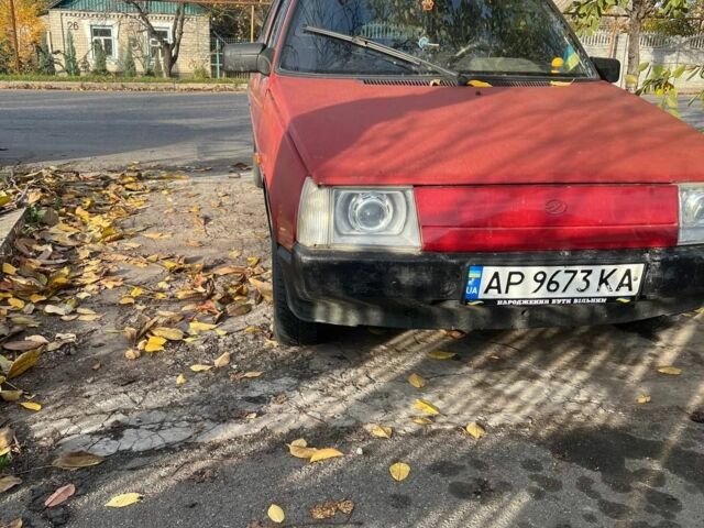 Красный ЗАЗ 1102 Таврия, объемом двигателя 1.2 л и пробегом 200 тыс. км за 476 $, фото 1 на Automoto.ua