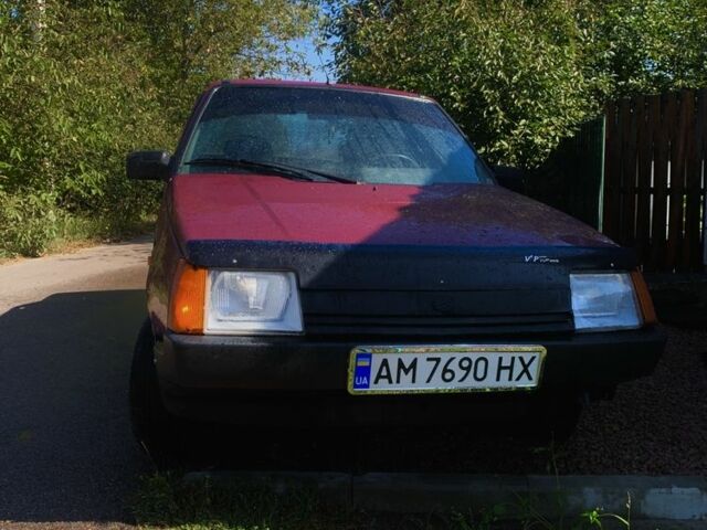 Красный ЗАЗ 1102 Таврия, объемом двигателя 1.2 л и пробегом 3 тыс. км за 700 $, фото 1 на Automoto.ua