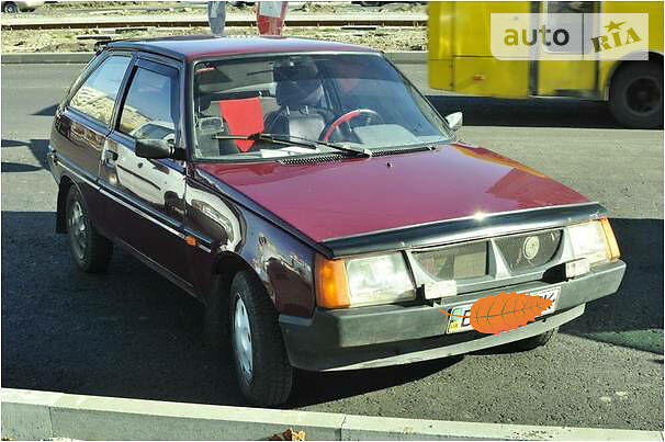 Красный ЗАЗ 1102 Таврия, объемом двигателя 1.2 л и пробегом 1 тыс. км за 1100 $, фото 1 на Automoto.ua