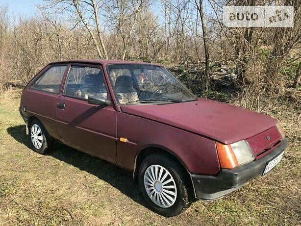 ЗАЗ 1102 Таврія, об'ємом двигуна 0 л та пробігом 100 тис. км за 900 $, фото 1 на Automoto.ua