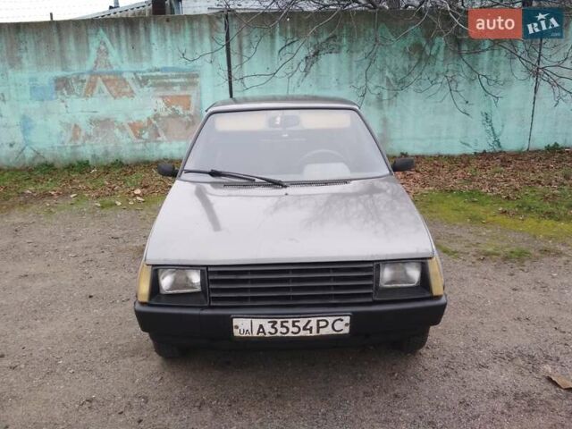 Сірий ЗАЗ 1102 Таврія, об'ємом двигуна 1.1 л та пробігом 72 тис. км за 1000 $, фото 1 на Automoto.ua