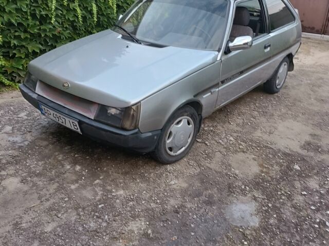 Серый ЗАЗ 1102 Таврия, объемом двигателя 1.1 л и пробегом 170 тыс. км за 800 $, фото 1 на Automoto.ua
