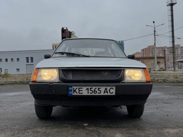 Серый ЗАЗ 1102 Таврия, объемом двигателя 1.1 л и пробегом 95 тыс. км за 950 $, фото 1 на Automoto.ua