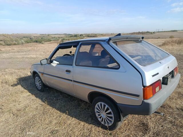Сірий ЗАЗ 1102 Таврія, об'ємом двигуна 1.1 л та пробігом 100 тис. км за 1000 $, фото 1 на Automoto.ua