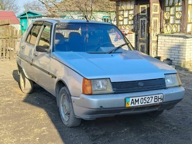 Сірий ЗАЗ 1102 Таврія, об'ємом двигуна 1.2 л та пробігом 150 тис. км за 322 $, фото 1 на Automoto.ua