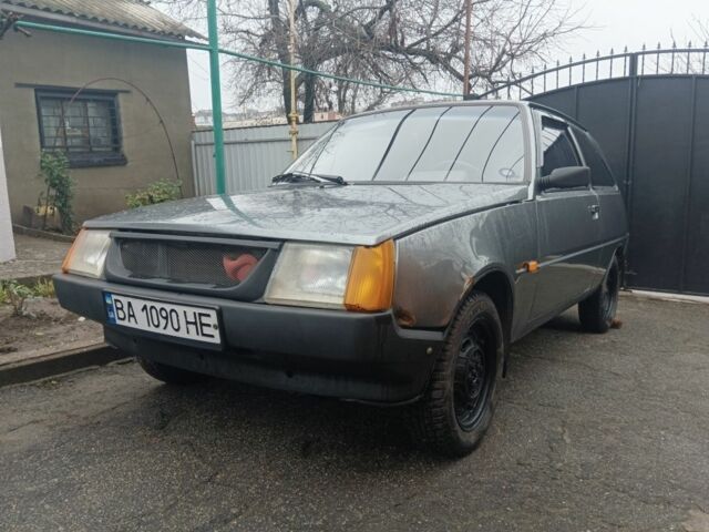 Сірий ЗАЗ 1102 Таврія, об'ємом двигуна 1.2 л та пробігом 240 тис. км за 1136 $, фото 1 на Automoto.ua