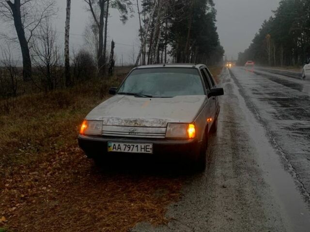 Сірий ЗАЗ 1102 Таврія, об'ємом двигуна 0 л та пробігом 3 тис. км за 357 $, фото 1 на Automoto.ua