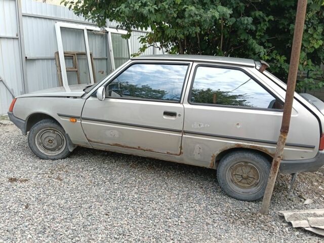 Сірий ЗАЗ 1102 Таврія, об'ємом двигуна 1.2 л та пробігом 163 тис. км за 850 $, фото 1 на Automoto.ua