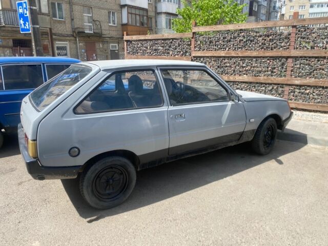 Сірий ЗАЗ 1102 Таврія, об'ємом двигуна 0.11 л та пробігом 150 тис. км за 400 $, фото 1 на Automoto.ua