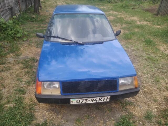 Синий ЗАЗ 1102 Таврия, объемом двигателя 0 л и пробегом 50 тыс. км за 725 $, фото 1 на Automoto.ua