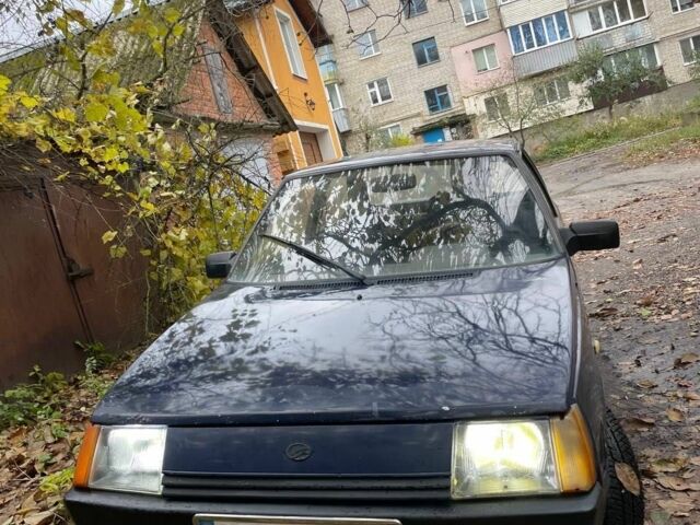 Синій ЗАЗ 1102 Таврія, об'ємом двигуна 1.1 л та пробігом 200 тис. км за 600 $, фото 1 на Automoto.ua