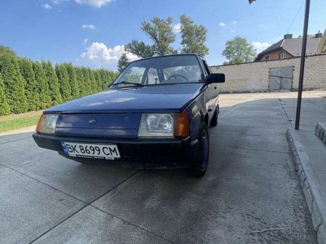 Синий ЗАЗ 1102 Таврия, объемом двигателя 1.1 л и пробегом 60 тыс. км за 1200 $, фото 1 на Automoto.ua