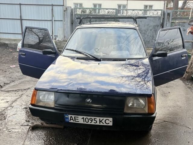 Синий ЗАЗ 1102 Таврия, объемом двигателя 1.1 л и пробегом 166 тыс. км за 1000 $, фото 1 на Automoto.ua